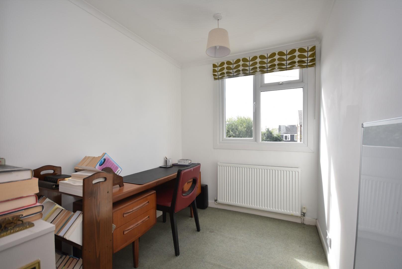3 Hastings Close, Penarth, CF64 2TH